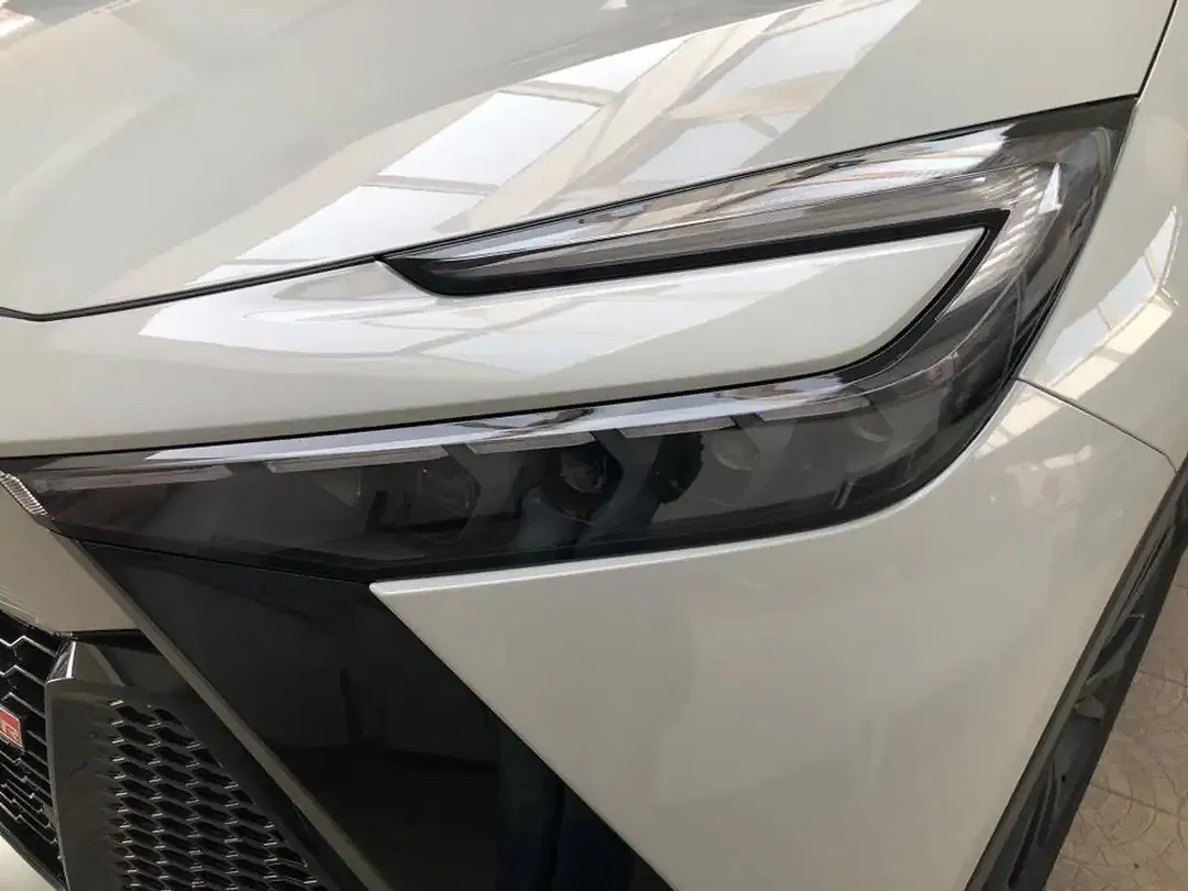 Toyota C-HR - Thumbnail 7