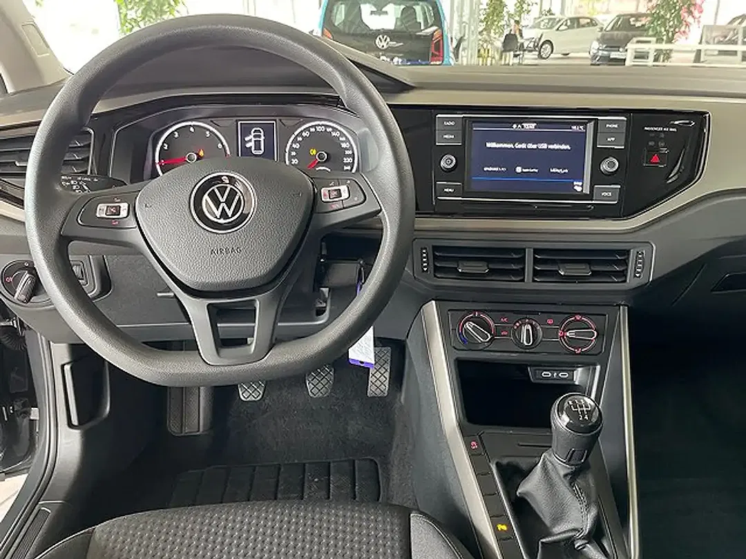 Volkswagen Polo - Thumbnail 6