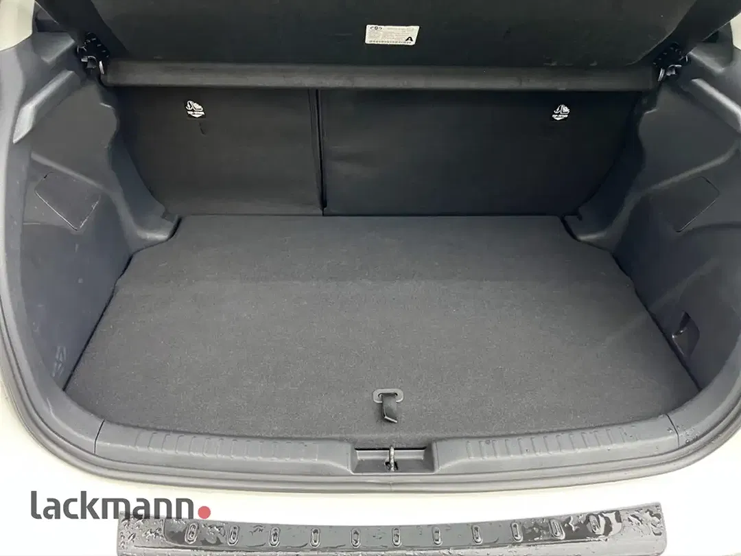 Toyota Yaris - Thumbnail 8