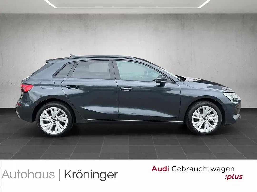 Audi A3 - Thumbnail 4