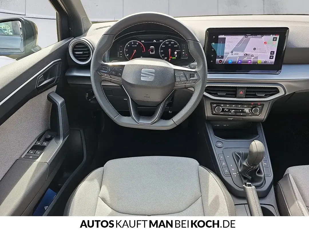 SEAT Arona - Thumbnail 8