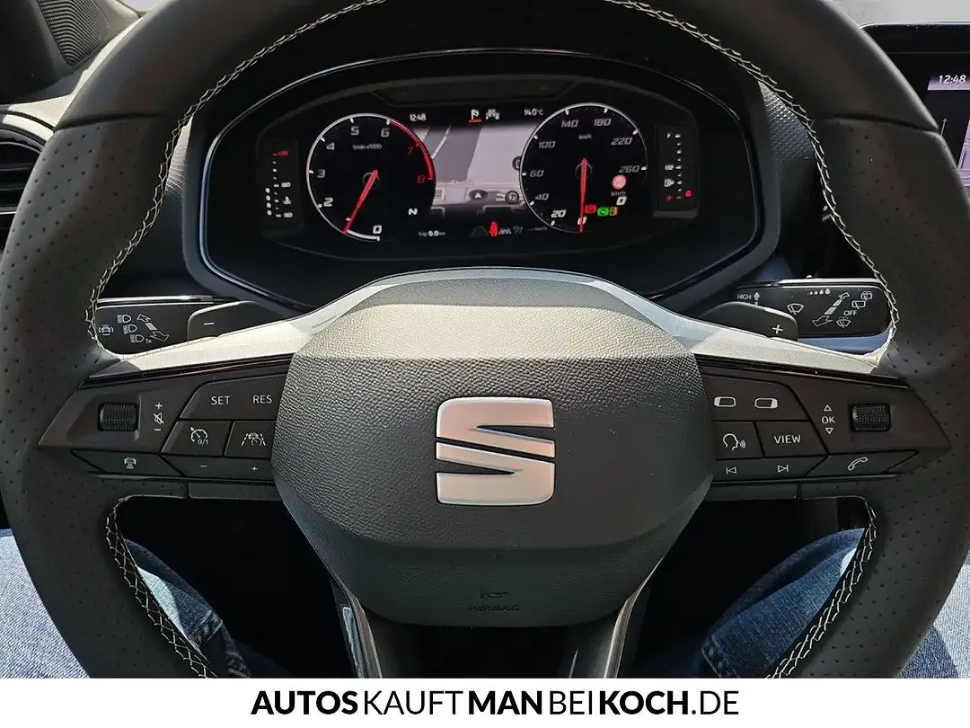 SEAT Arona - Thumbnail 10