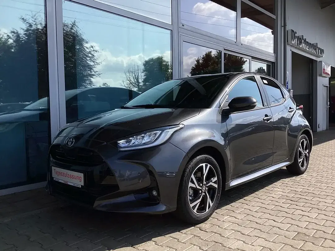 Toyota Yaris 1.5 VVT-i Hybrid Teamplayer - foto 1