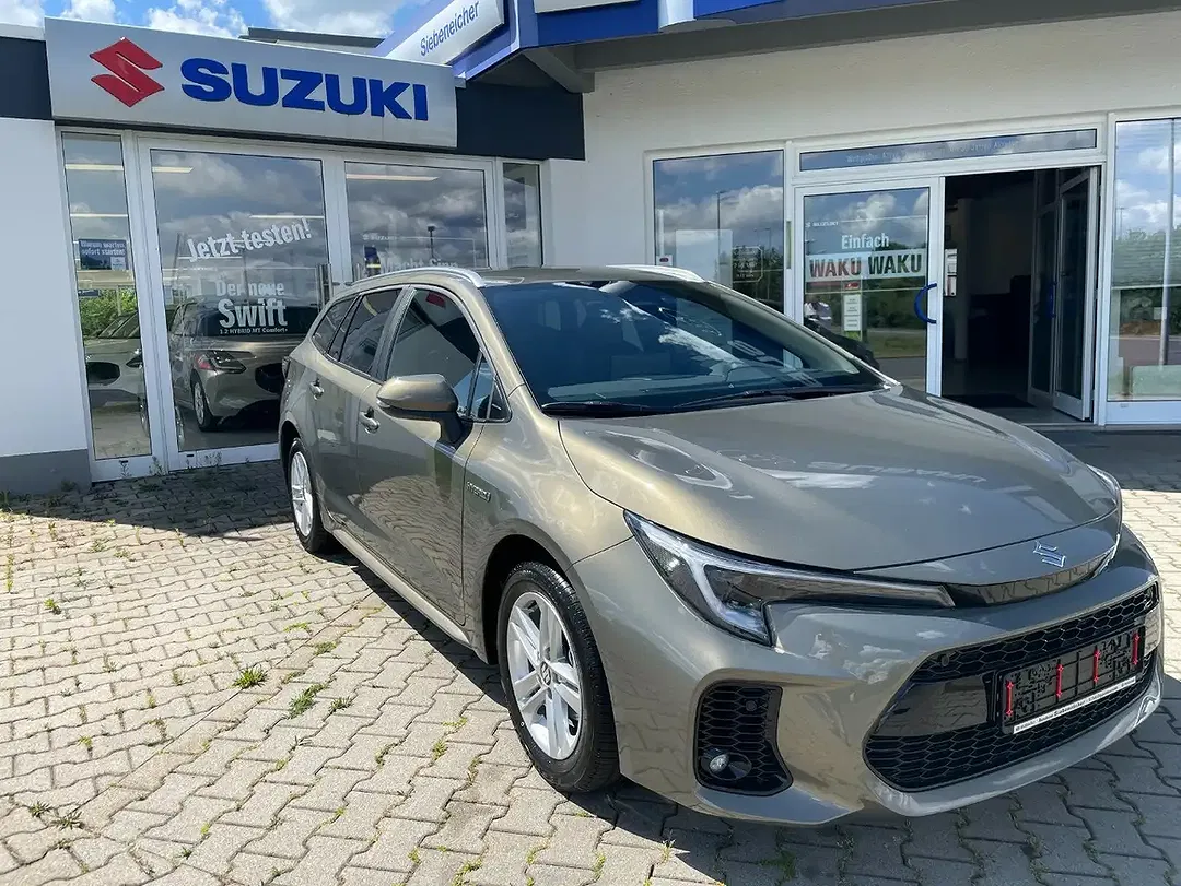Suzuki Swace 1.8 - foto 2
