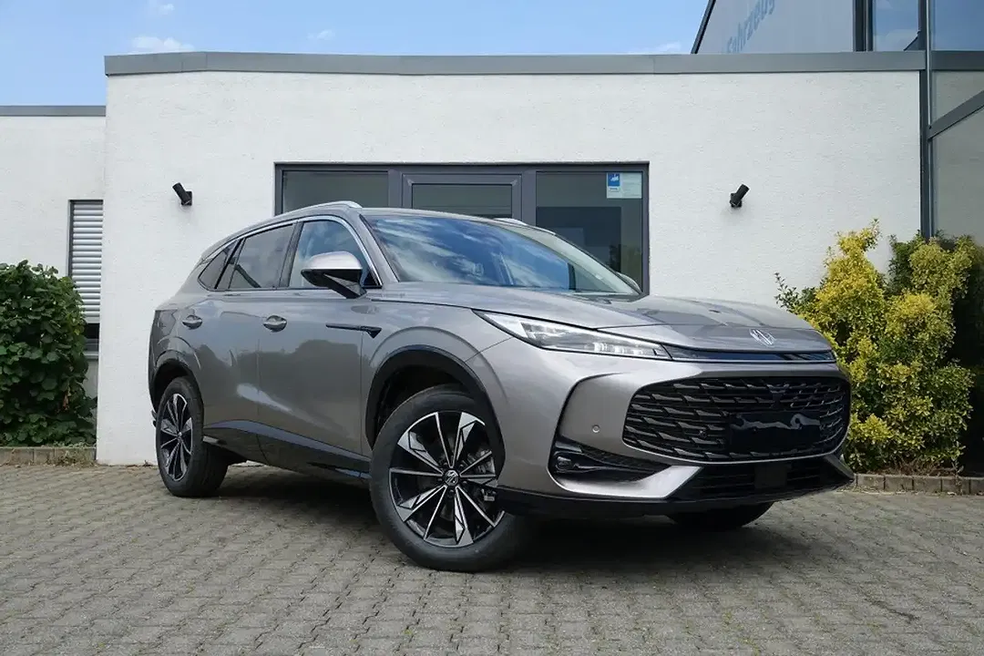 MG HS Hybrid+ Luxury - foto 1