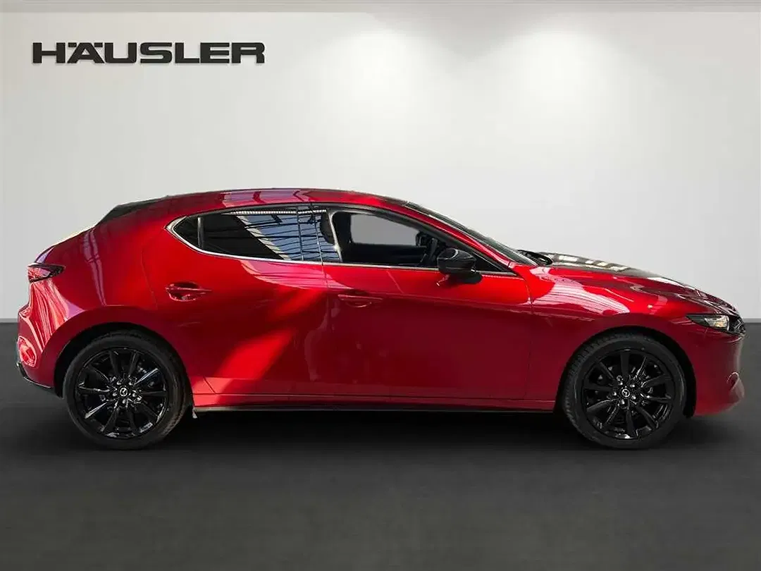 Mazda 3 - Thumbnail 3