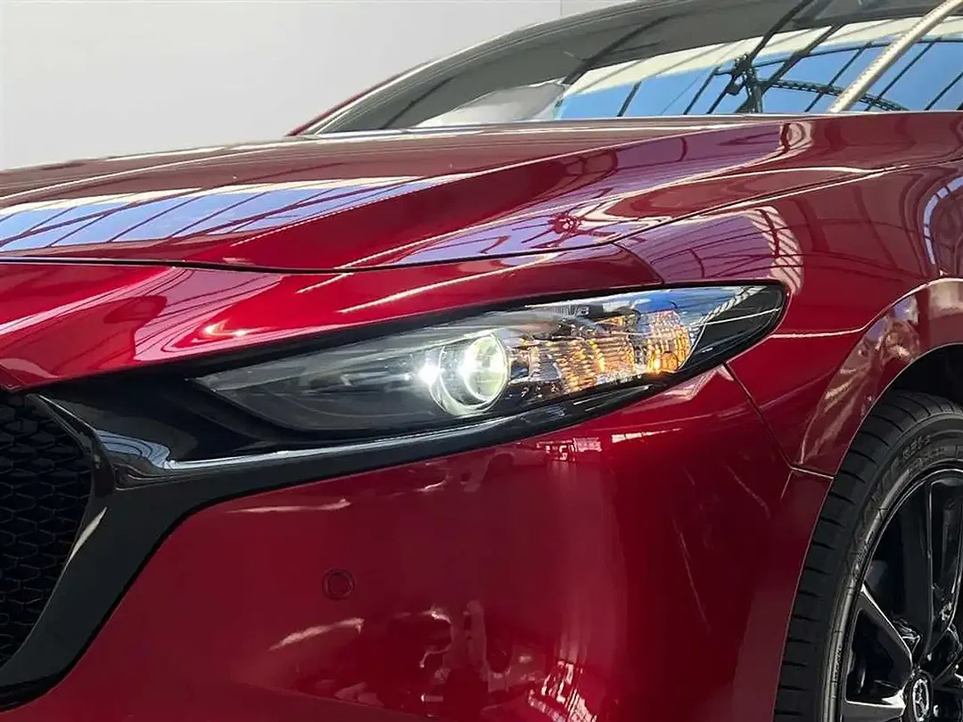 Mazda 3 - Thumbnail 7