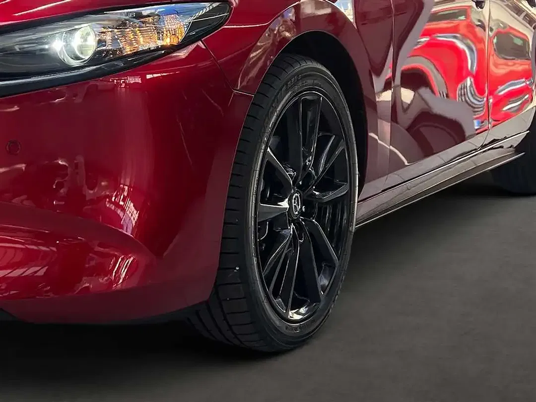 Mazda 3 - Thumbnail 8