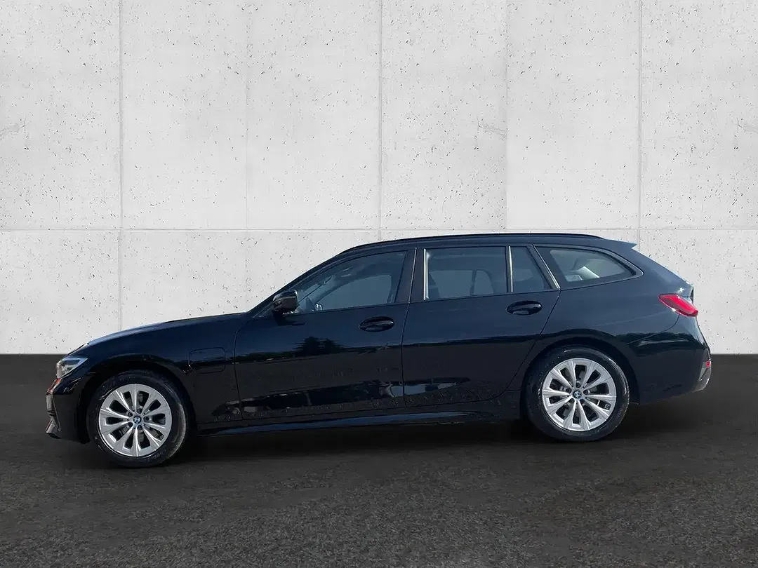 BMW 320 - Thumbnail 4