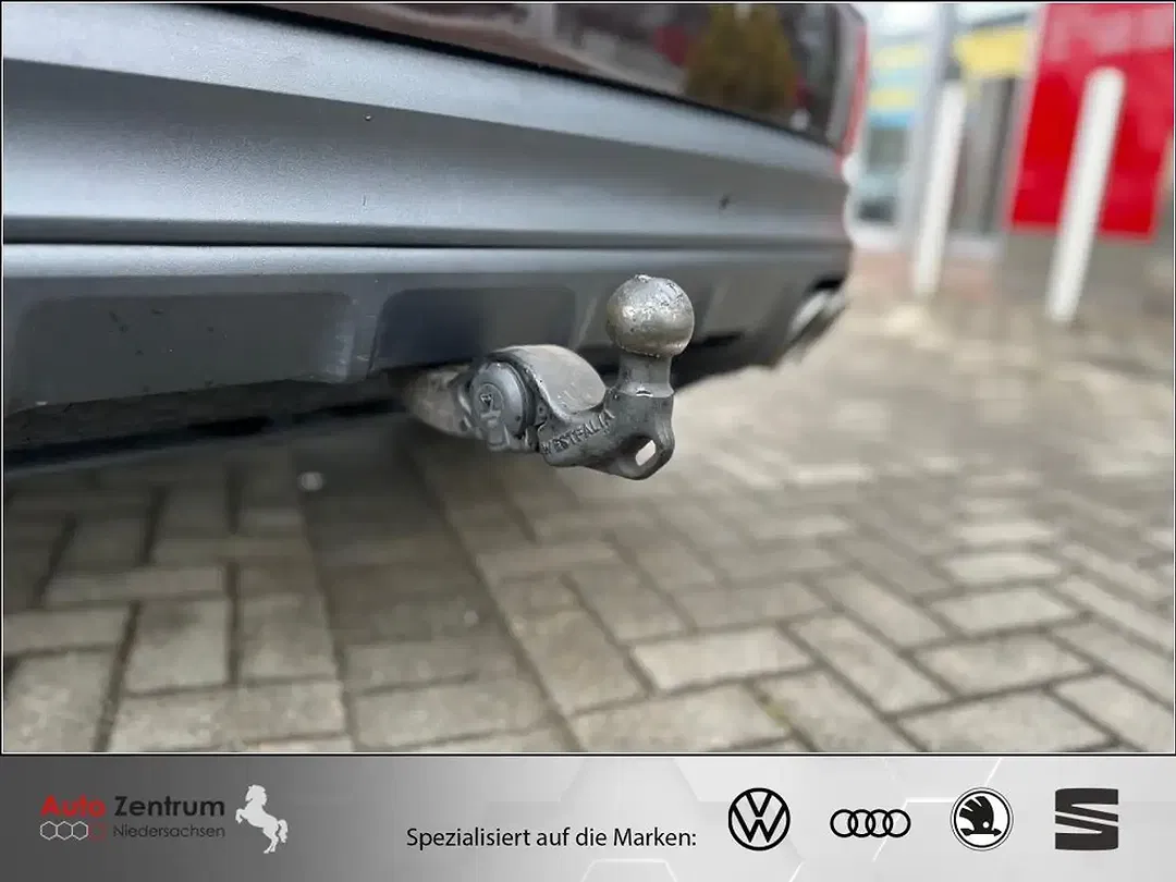 Porsche Cayenne - Thumbnail 12