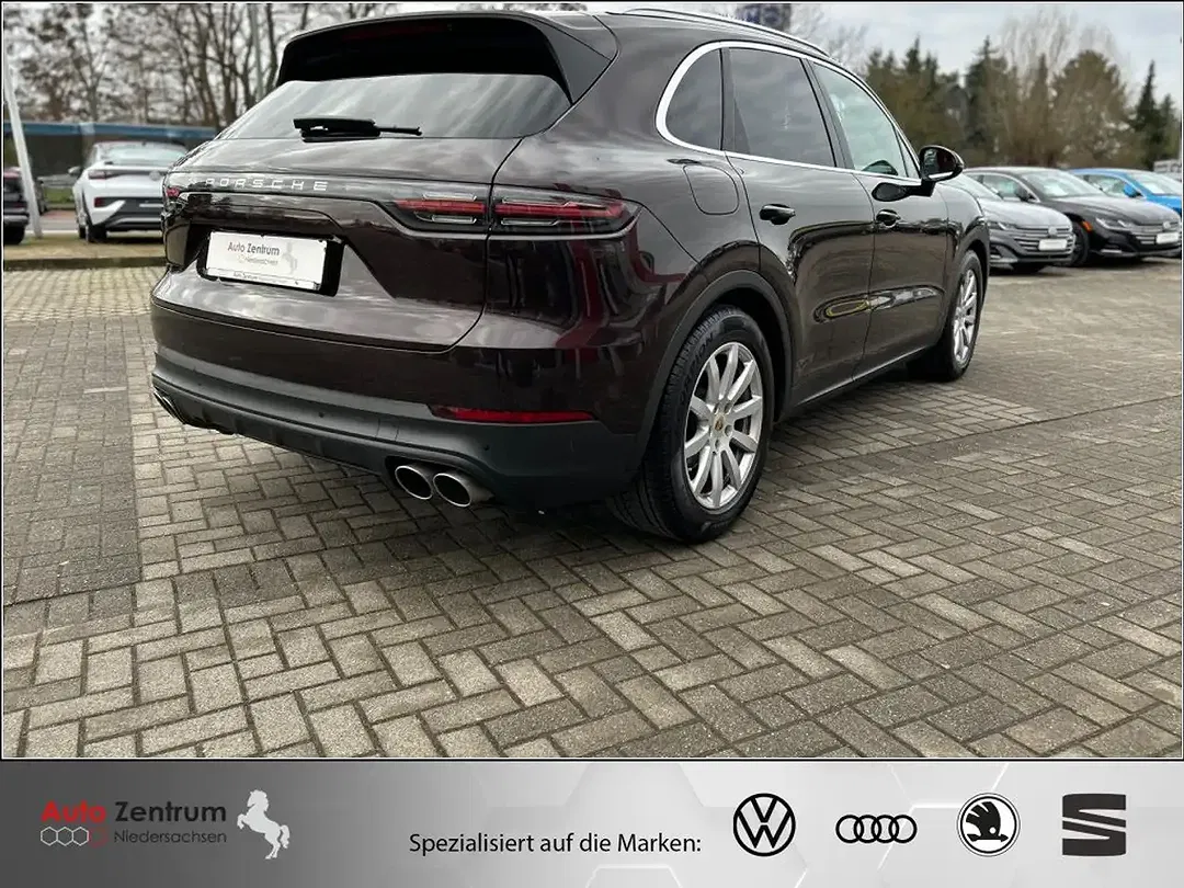 Porsche Cayenne - Thumbnail 5