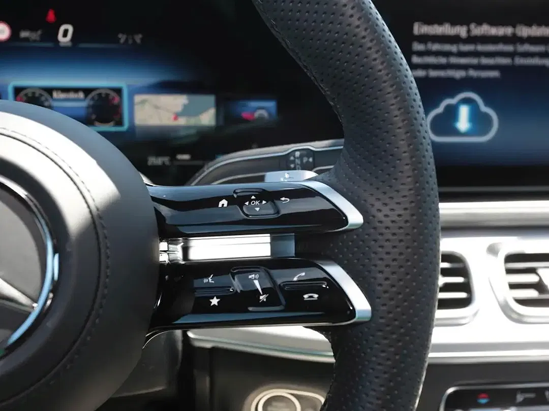 Mercedes-Benz GLE 300 - Thumbnail 10
