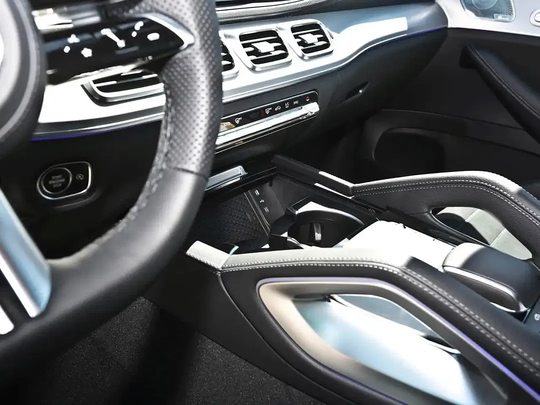 Mercedes-Benz GLE 300 - Thumbnail 15