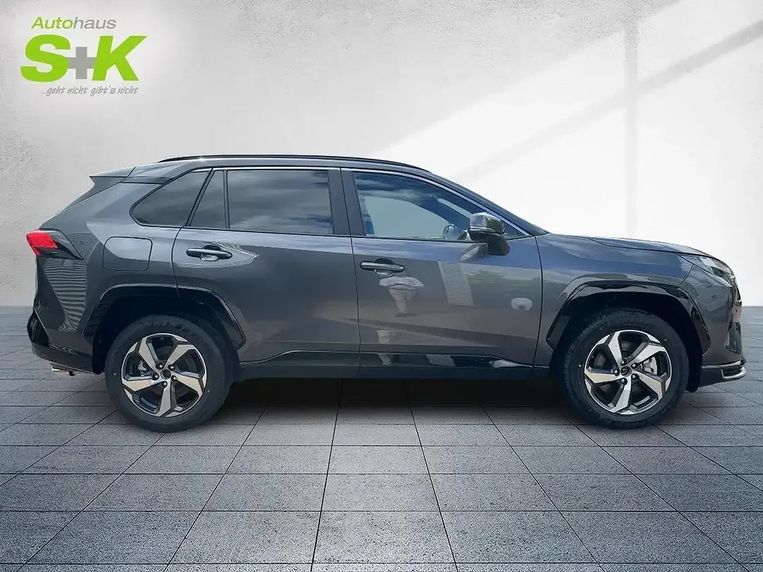 Toyota RAV 4 - Thumbnail 5
