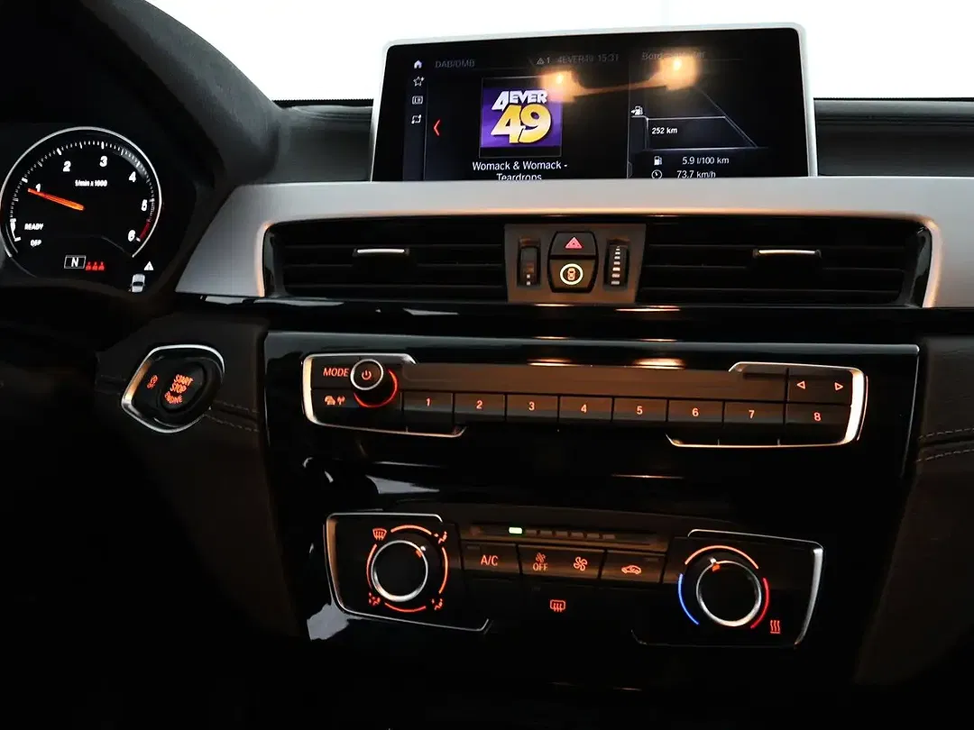 BMW X2 - Thumbnail 12