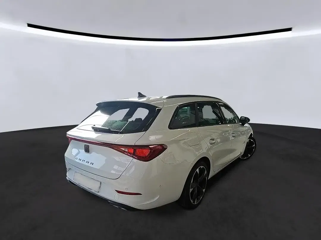 CUPRA Leon - Thumbnail 2