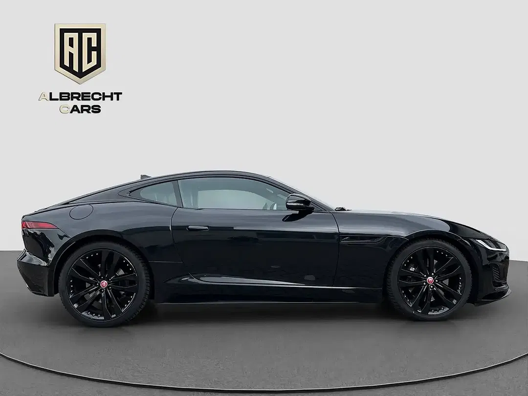 Jaguar F-Type - Thumbnail 4