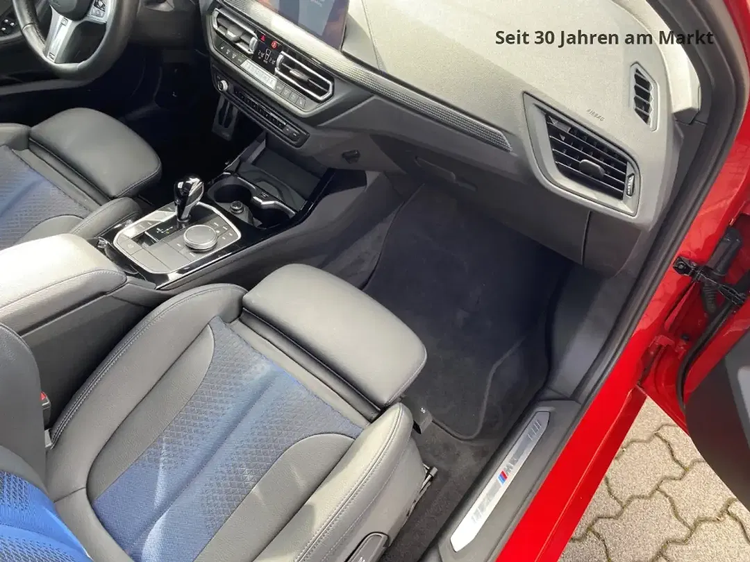 BMW 118 - Thumbnail 11