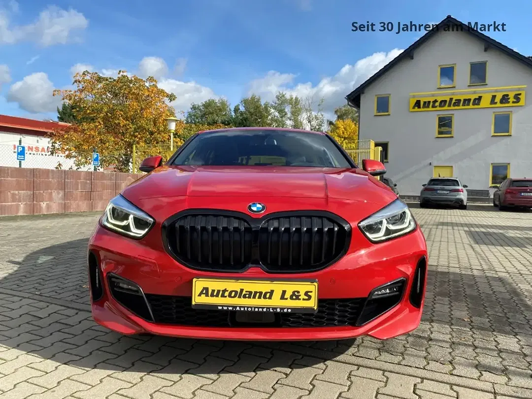 BMW 118 - Thumbnail 4