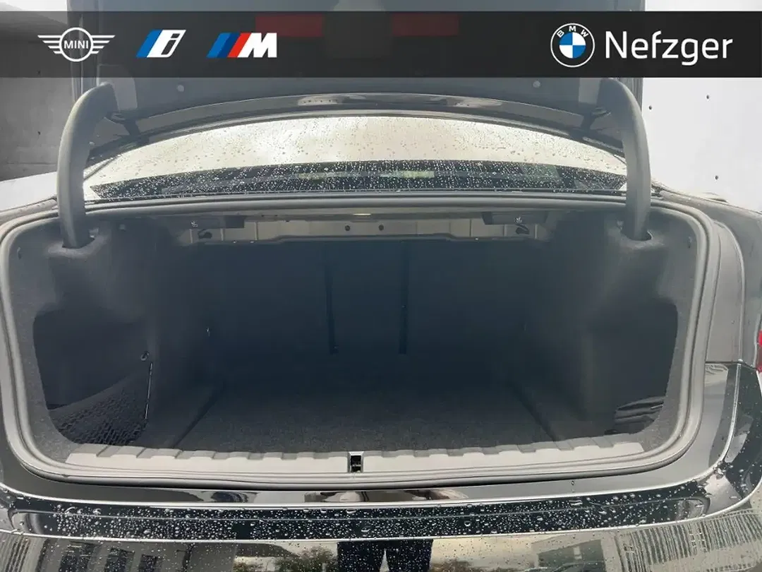 BMW 320 - Thumbnail 6