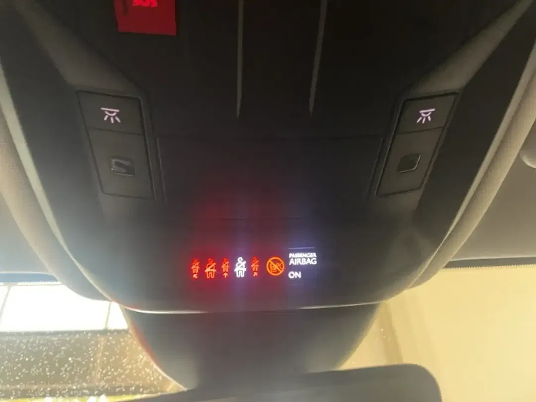 Peugeot 308 - Thumbnail 15