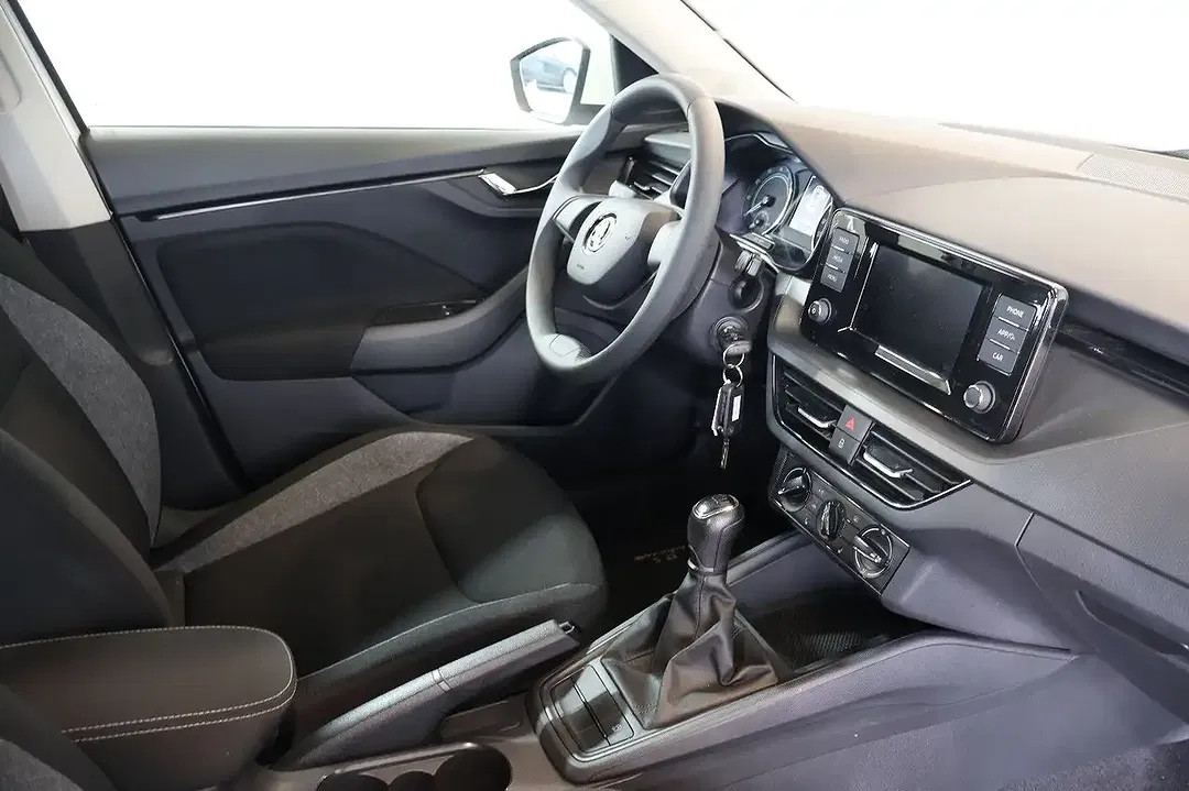 Skoda Kamiq - Thumbnail 12