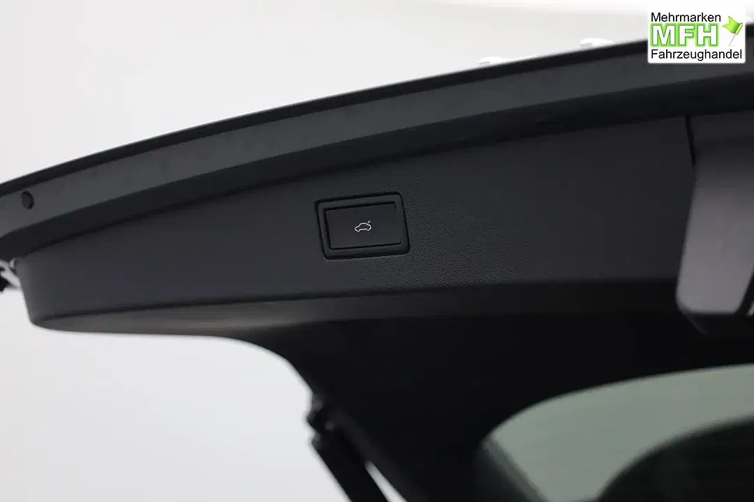Volkswagen Tiguan - Thumbnail 15