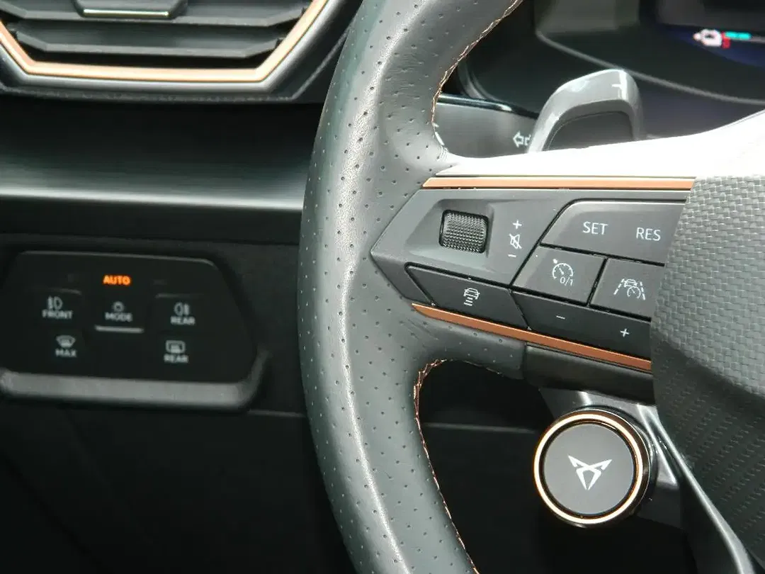 CUPRA Leon - Thumbnail 13