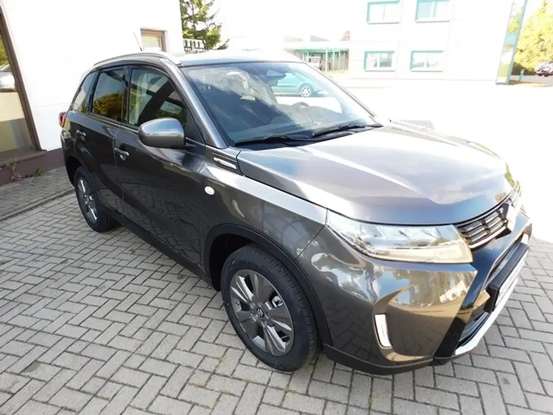 Suzuki Vitara - Thumbnail 6