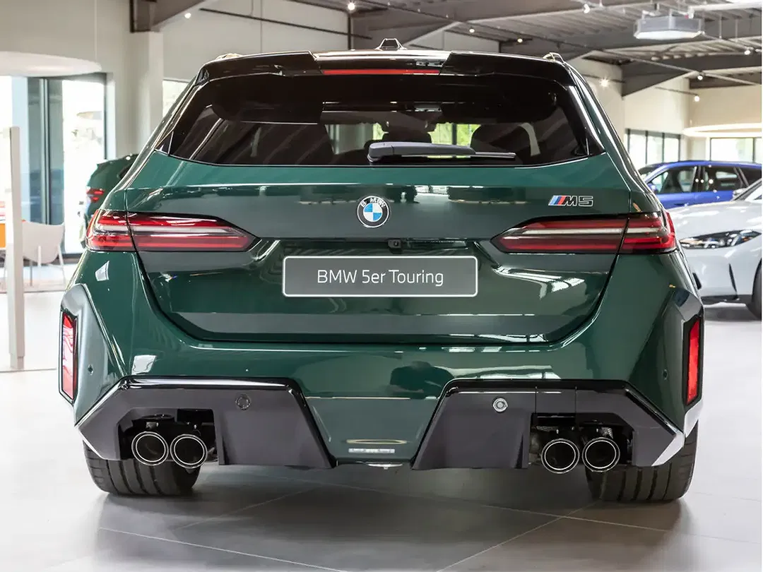 BMW M5 - Thumbnail 5