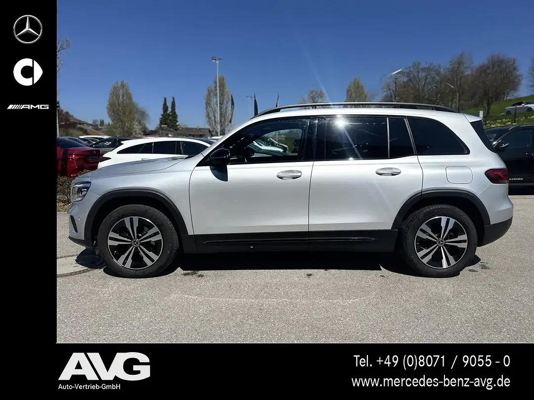 Mercedes-Benz GLB 200 - Thumbnail 8