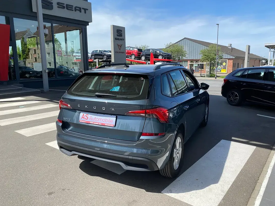 Skoda Kamiq - Thumbnail 6