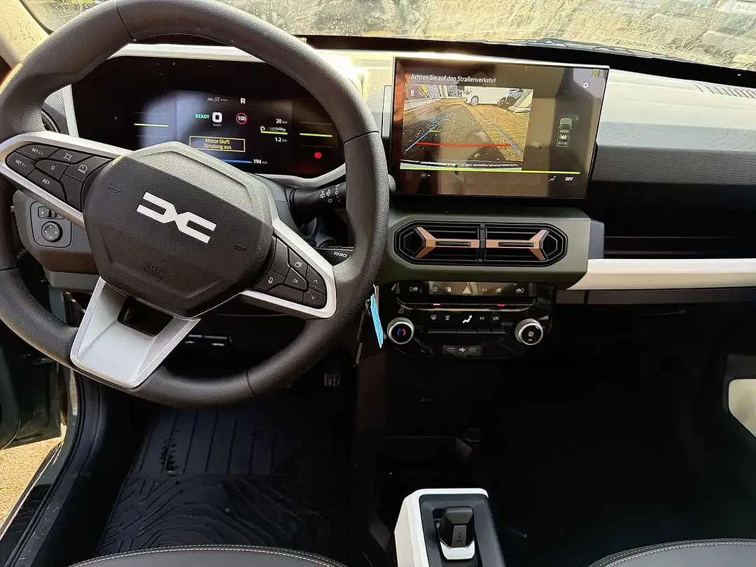 Dacia Spring - Thumbnail 8