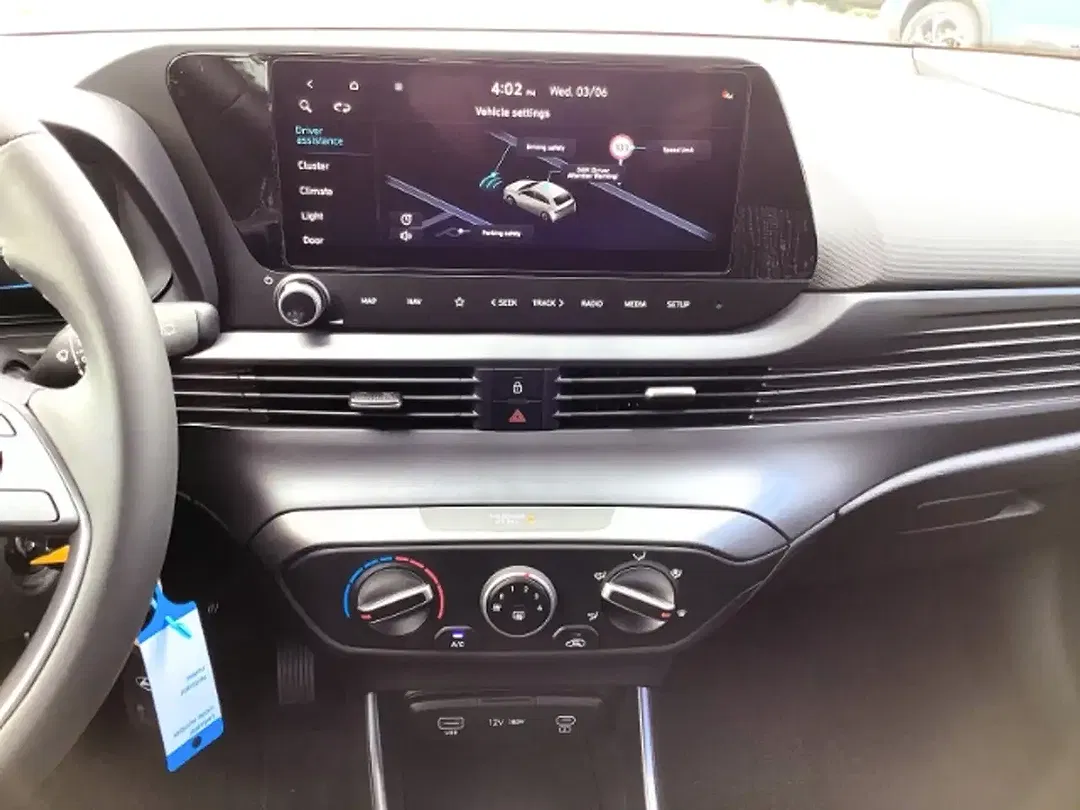 Hyundai i20 - Thumbnail 13