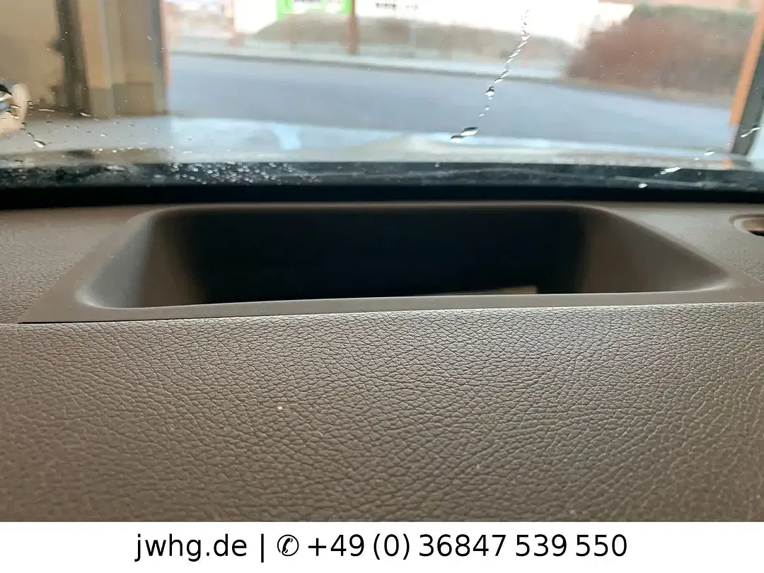 Mercedes-Benz CLA 250 - Thumbnail 12