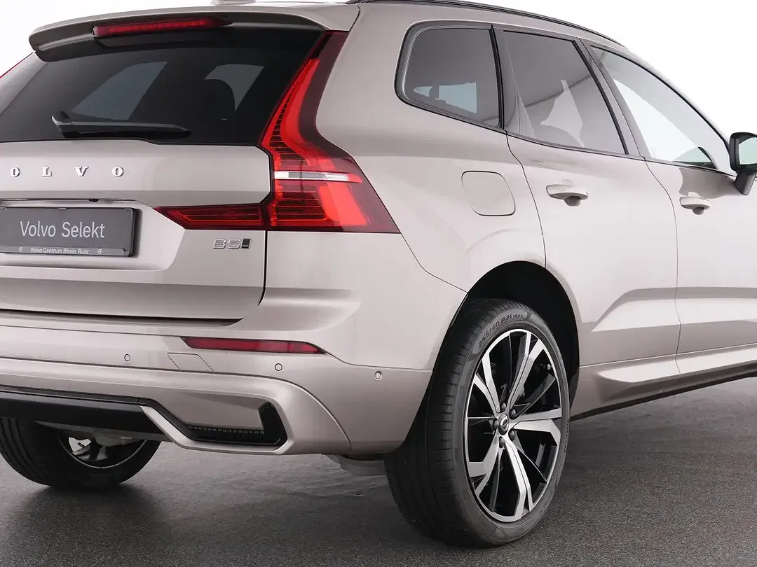 Volvo XC60 - Thumbnail 9