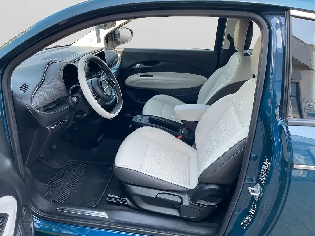 Fiat 500e - Thumbnail 9