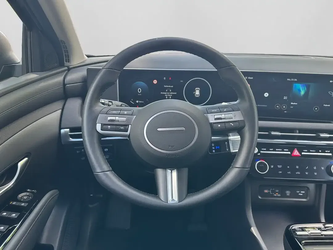 Hyundai TUCSON - Thumbnail 13