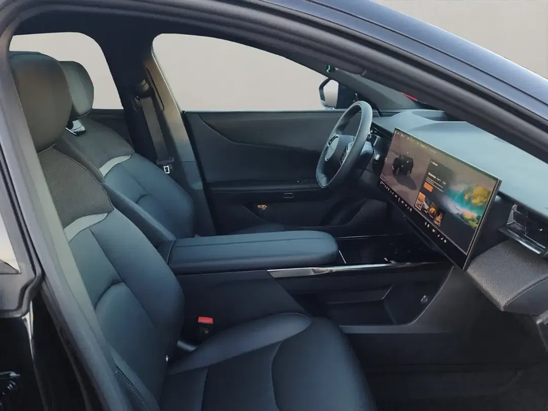 Mazda CX-6e - Thumbnail 11