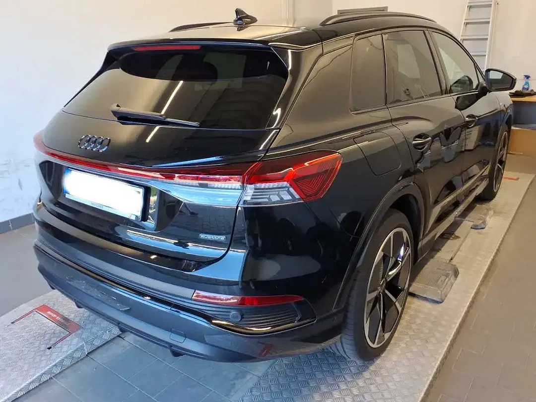 Audi Q4 e-tron - Thumbnail 5