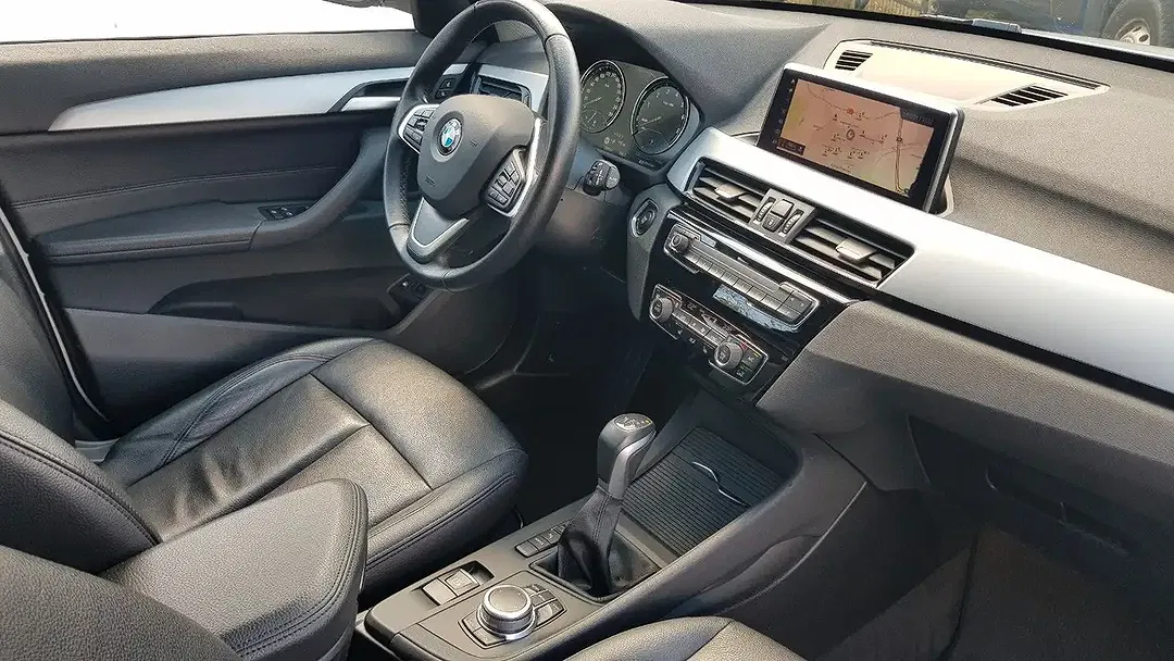 BMW X1 - Thumbnail 5