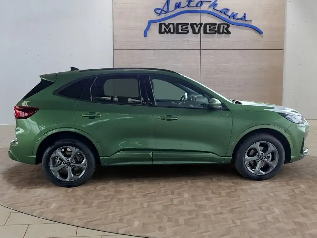 Ford Kuga - Thumbnail 6