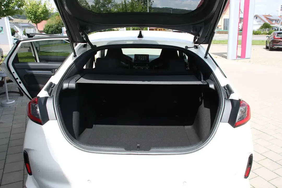 Honda Civic - Thumbnail 9