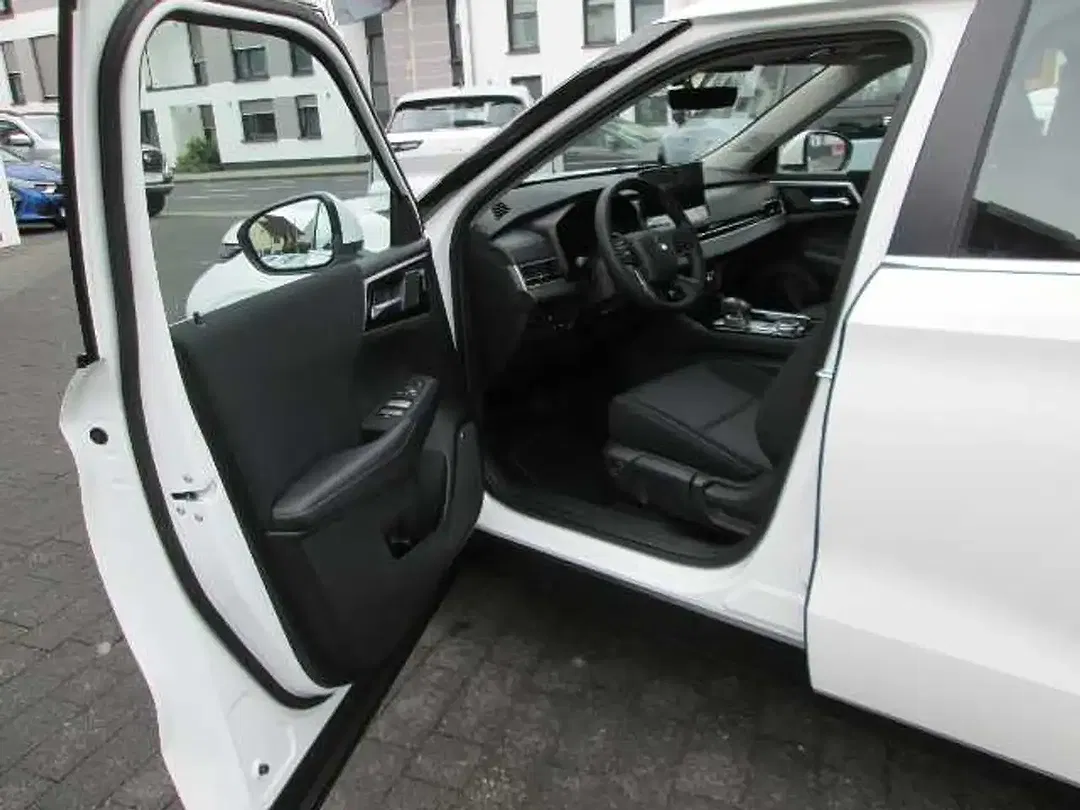 Mitsubishi Outlander - Thumbnail 10