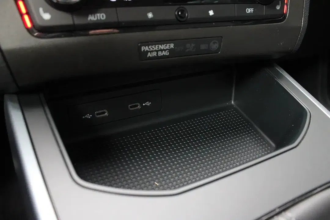 SEAT Arona - Thumbnail 6