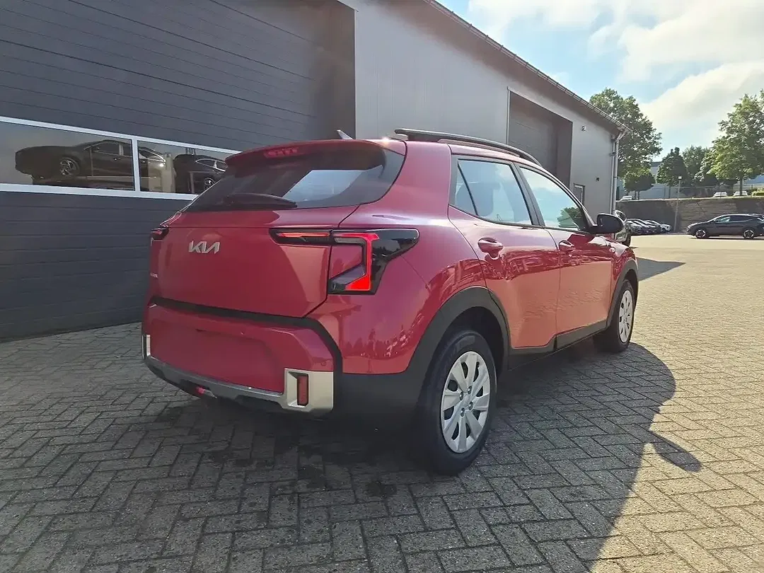 Kia Stonic - Thumbnail 4