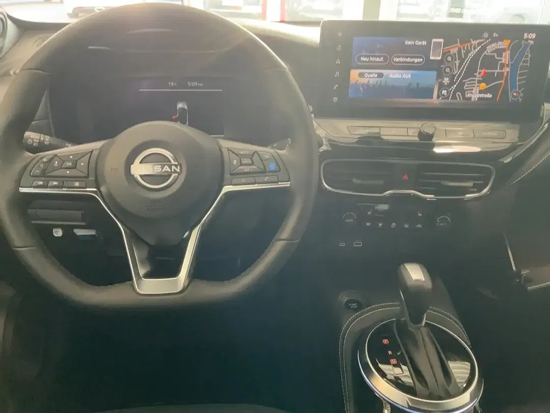 Nissan Juke - Thumbnail 8