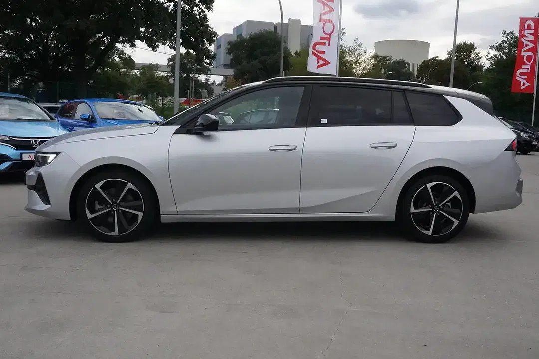 Opel Astra - Thumbnail 3