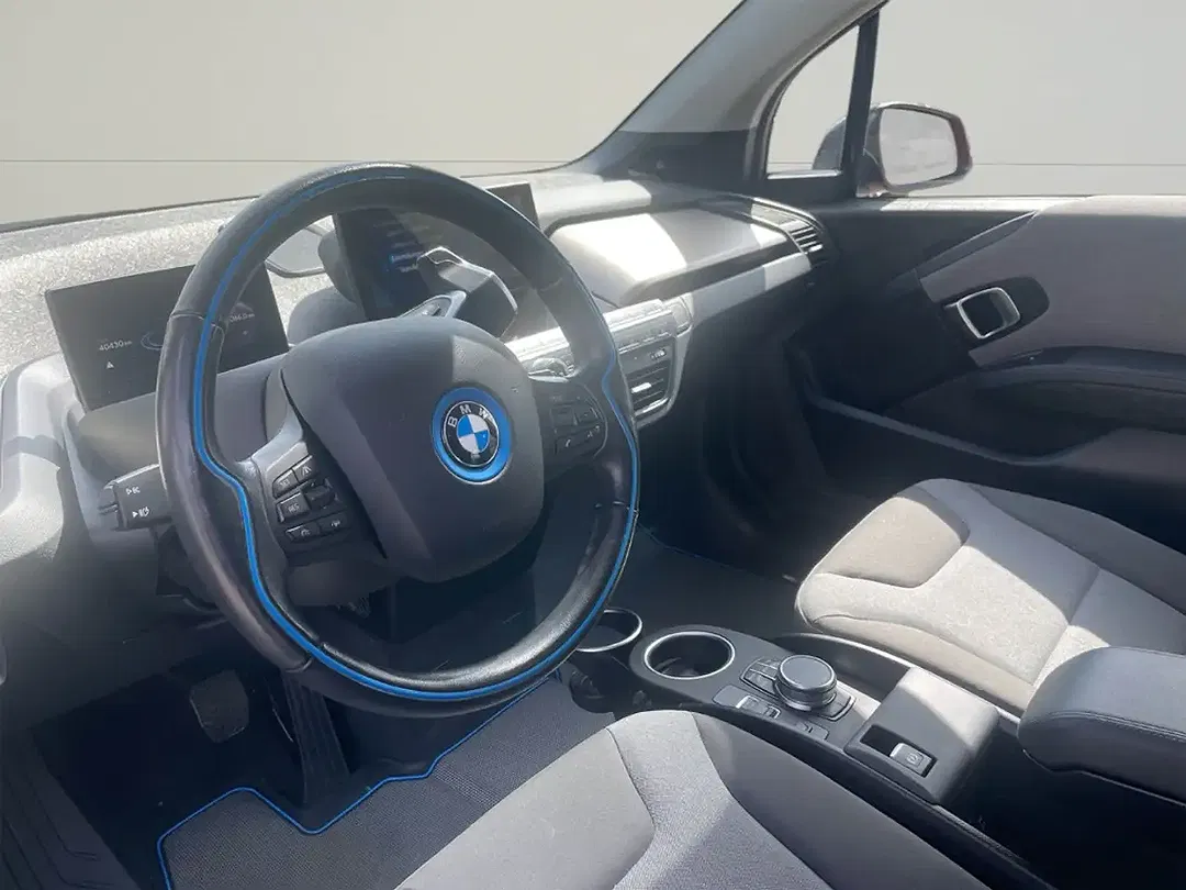 BMW i3 - Thumbnail 10