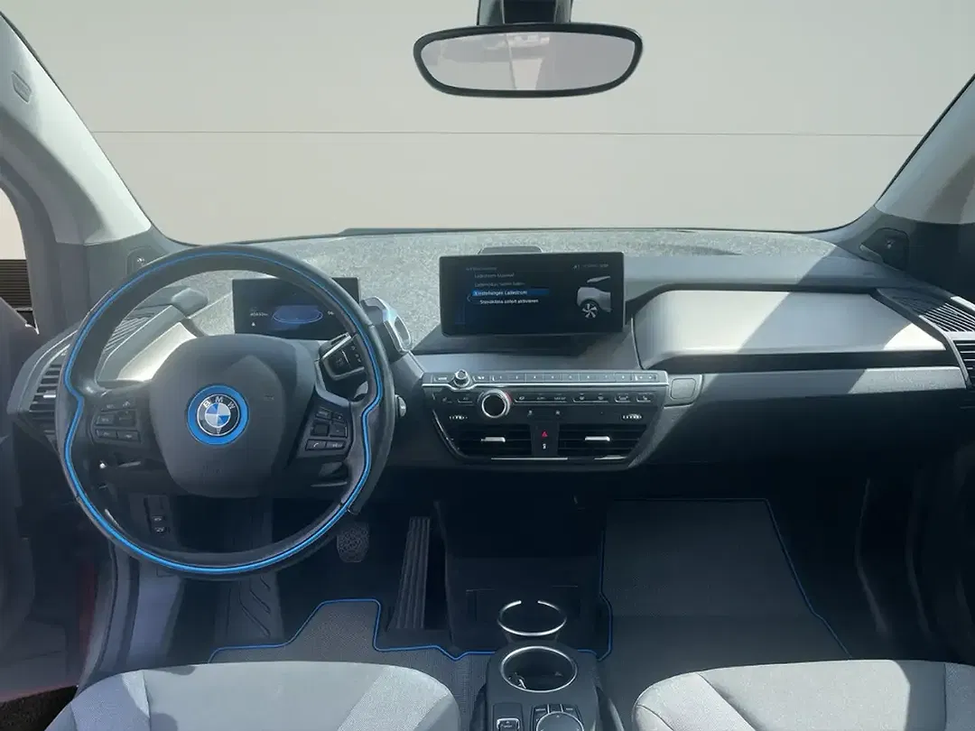 BMW i3 - Thumbnail 12